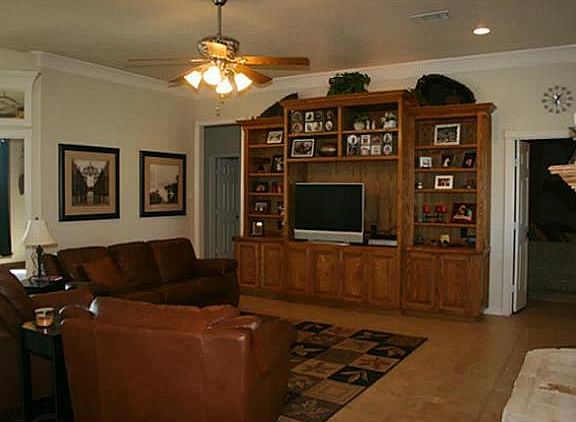 2nd image of 8721 County Road 1129