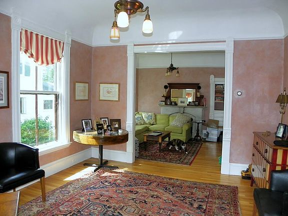 3rd image of 50 Woodland St