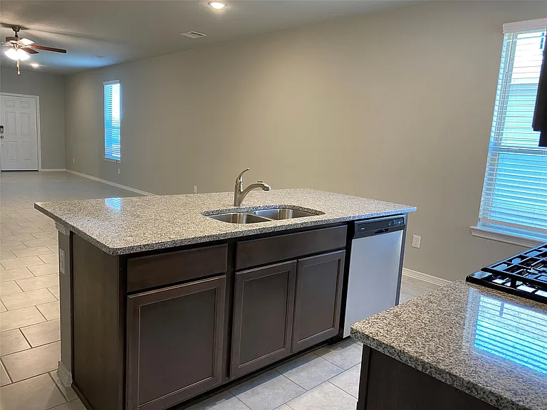 20011 Tuft Canyon Ct — Photo 4