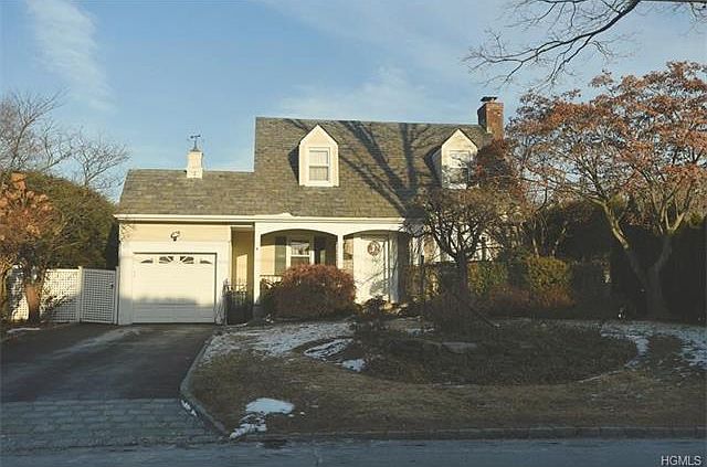 1st image of 217 Lincoln Pl