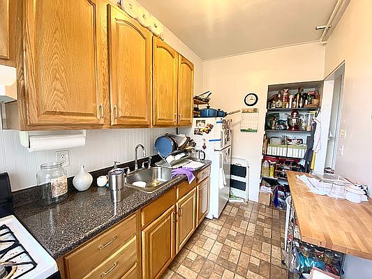 1st image of 25-21 23rd St #5S