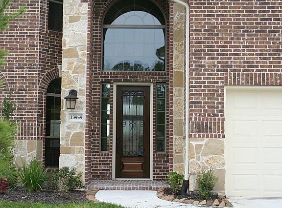 3rd image of 13959 Sawmill Run Ln