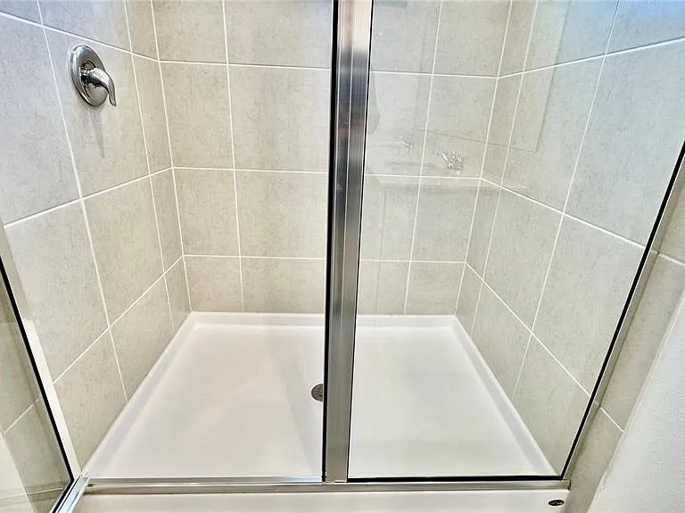 319 Sol Vista Dr — Photo 13
