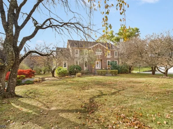 11 Sparrow Rd, Randolph Twp., NJ 07869