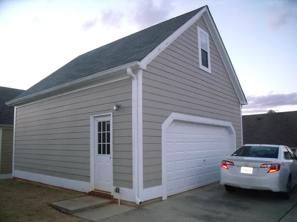 6256 S Clubview Cir, Bessemer, AL 35022