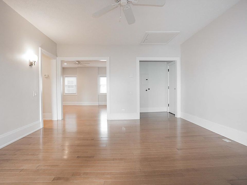 1st image of 15100 Detroit Ave #3