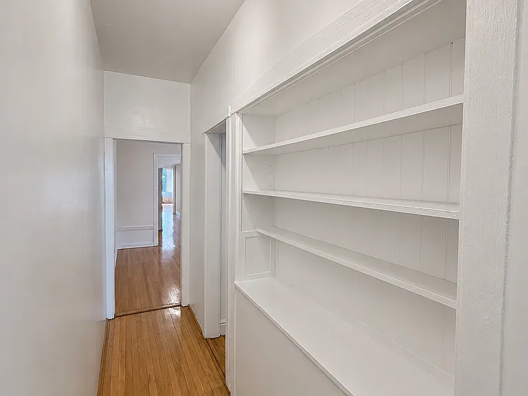 3935 N Pine Grove Ave #14-J — Photo 22