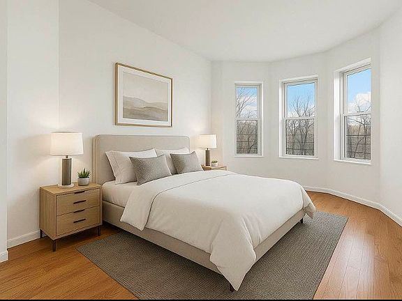 3rd image of 1342 Jefferson Ave #Penthouse