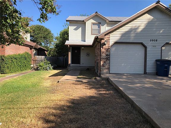 2nd image of 5908 Parkwood Dr #B
