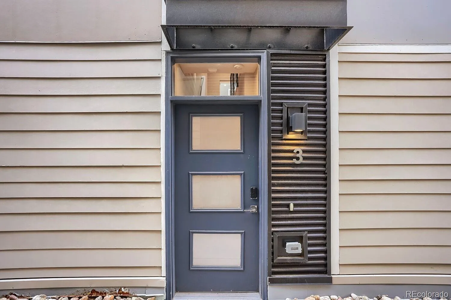 2 bed, 1.5 bath, 990 sqft, $2,695 — Photo 1