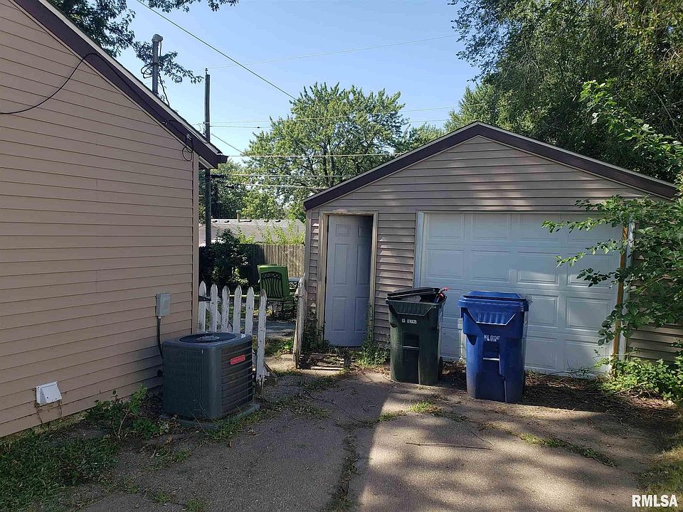 2nd image of 7112 Cedar St