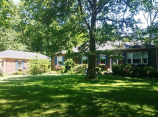 793 Abbe Rd, Elyria, OH 44035