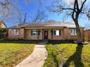 8411 Academy St, Houston, TX 77025