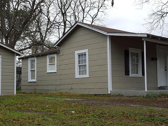 2nd image of 2708 Louisiana Ave