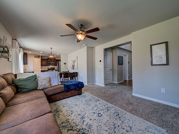 4th image of 10862 Yuba Dr