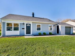 807 Forest Dr, Streamwood, IL
