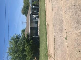 2704 NW 19th St, Lawton, OK 73507
