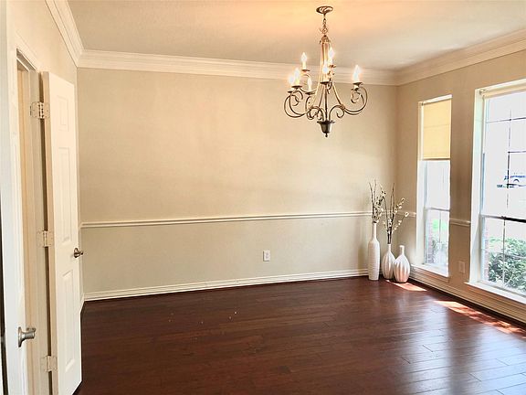 4th image of 26223 Longmont Park Ln