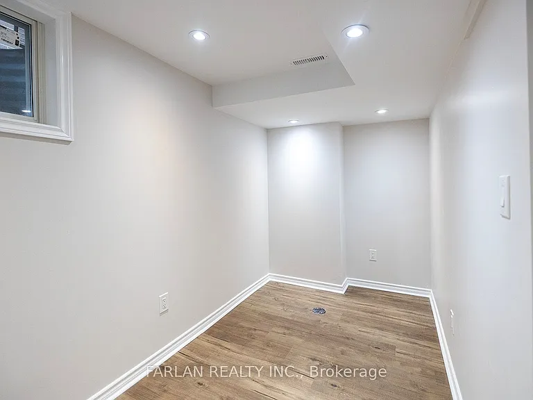 621 Gibbons St #1 — Photo 4
