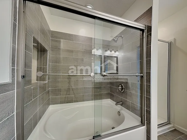 4837 Billingsgate Ln — Photo 12