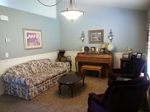 Front room, with chair rail