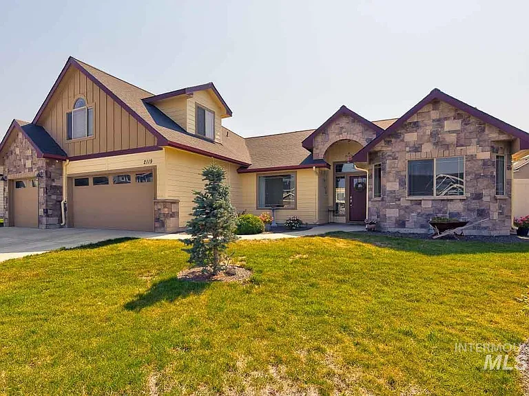 2119 W Pine Creek Dr — Photo 1