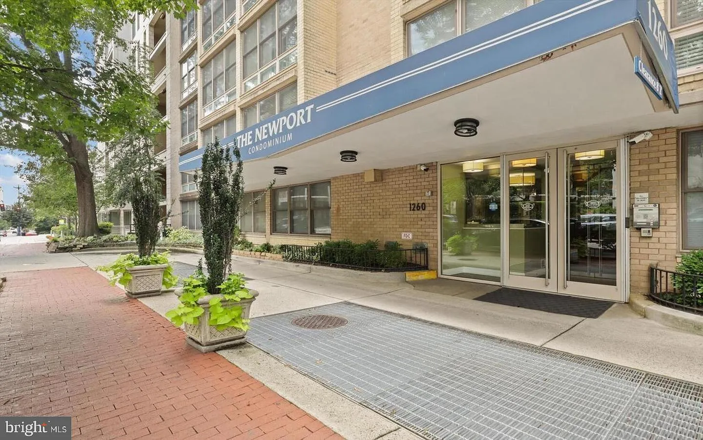 1260 21st St NW APT 709 photo 1