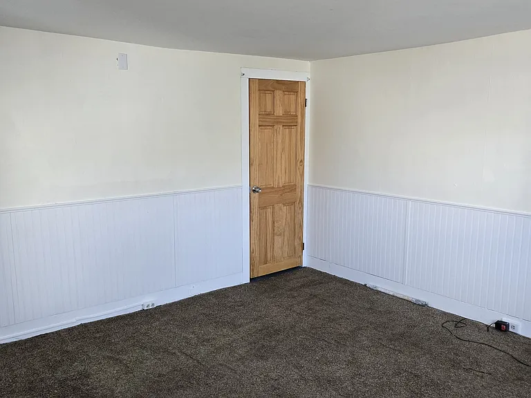 20 Hoyt Ln — Photo 8