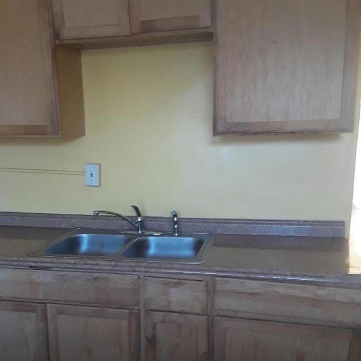 1st image of 14704 Alder Ave APT 4