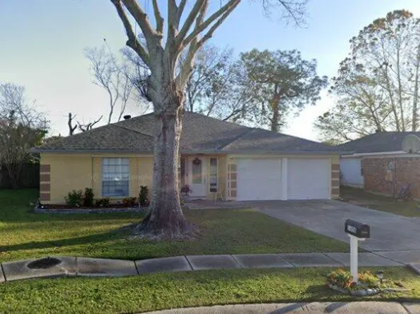 1656 Hampton Dr, Harvey, LA 70058