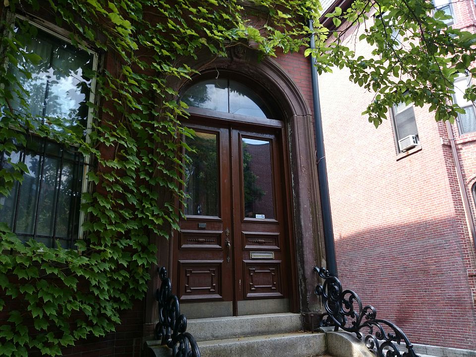 2nd image of 104 W Concord St