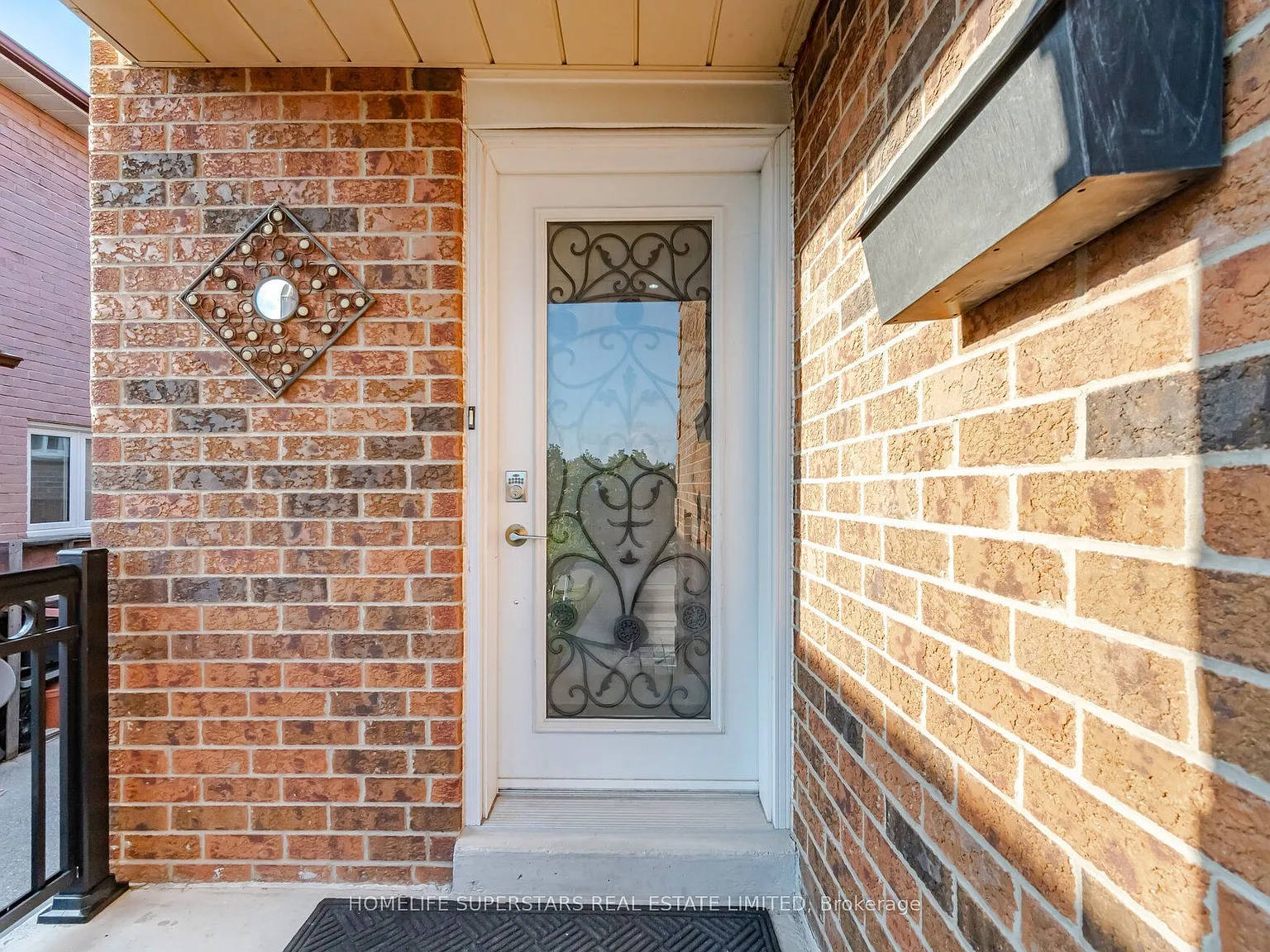 3 bed, $3,975 — Photo 2