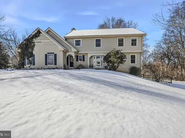 5 Roosevelt Way, Avondale, PA 19311