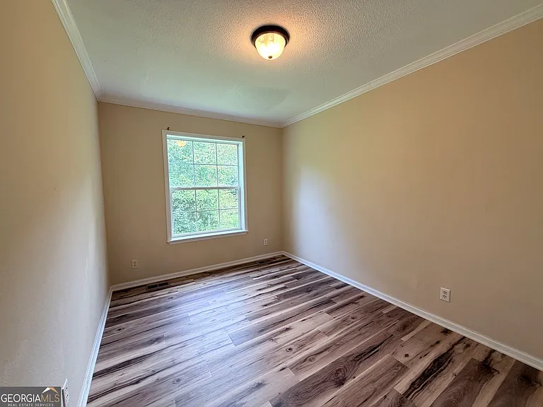 3058 E 166th Hwy — Photo 13