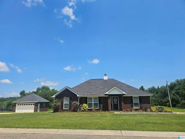 165 Searcy Ln, Clanton, AL 35045