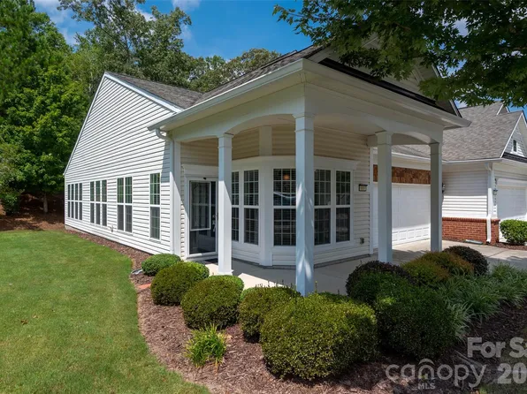 9009 Smokey Hill Ln, Indian Land, SC 29707