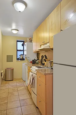 Rented by Compass | media 10