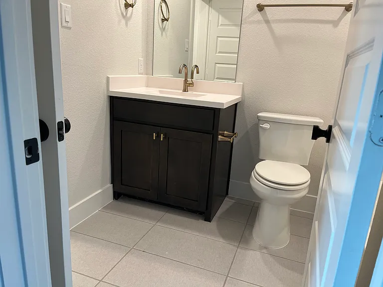 612 Laurel Ln — Photo 13