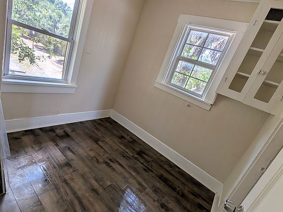 2nd image of 1910 1/2 23rd St S #1/2