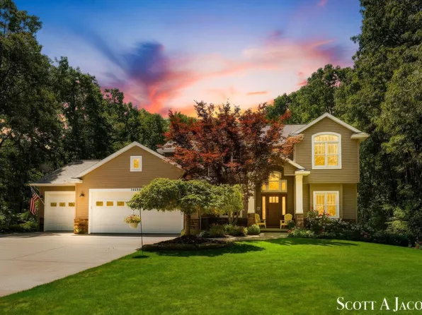 10980 Sandy Oak Trl, Cedar Springs, MI 49319