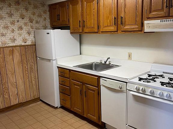 5th image of 2031 Brandywine St Floor 3