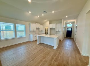 3210 Emerald Hills Dr, Angleton, TX 77515