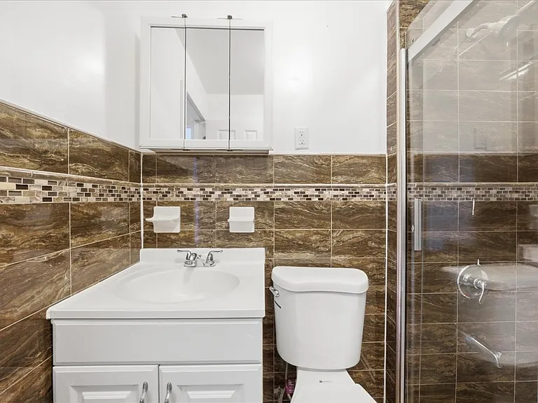 1114 E 211th St #2 — Photo 18