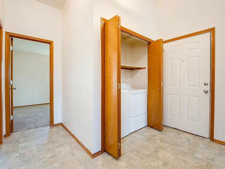 Big Meadow Apartments — Photo 31