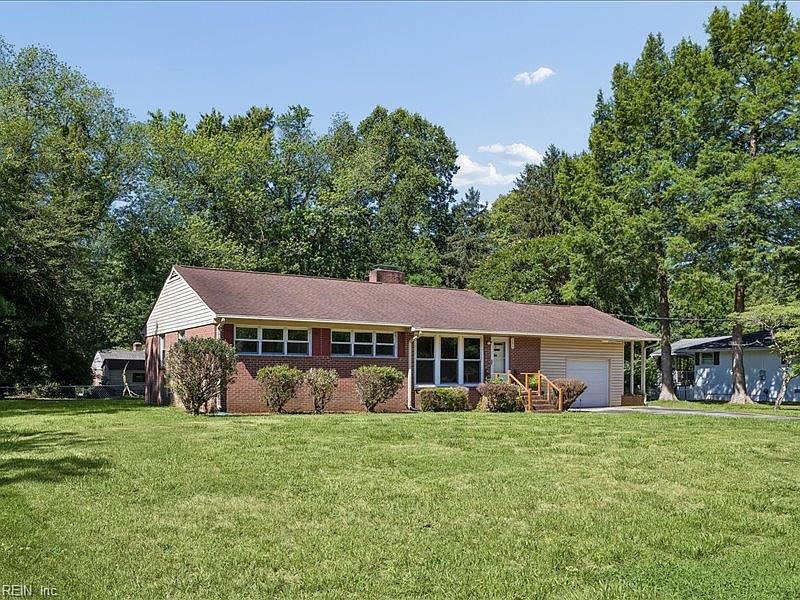 1st image of 122 Stanley Dr