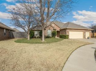 9005 NW 79th Ter, Yukon, OK 73099