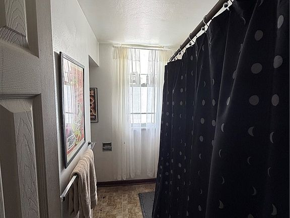 4th image of 117 Cleveland Ave