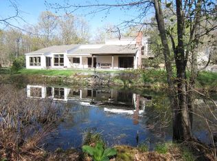 2 Felsen Ln, Lloyd, NY 12528