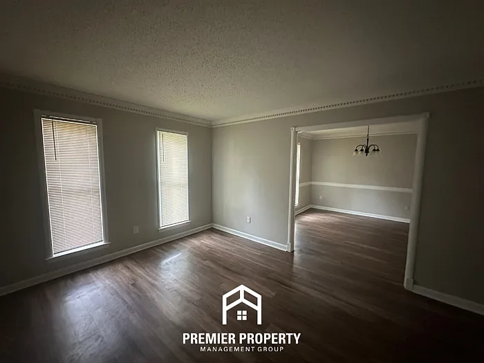 532 Bedlington Dr — Photo 3