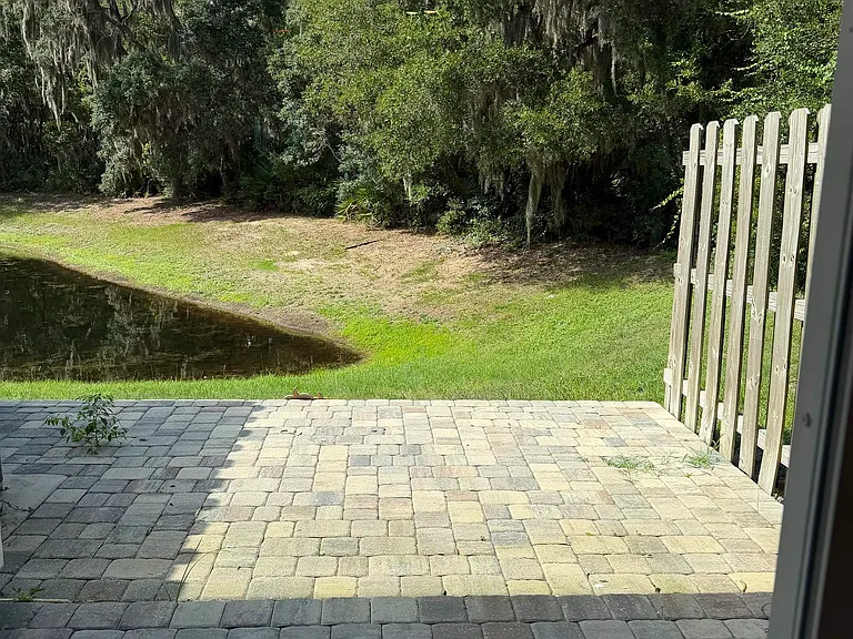 136 Whispering Brook Dr — Photo 10